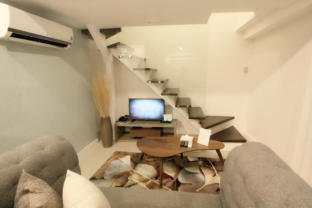 Maxstays - Max Style @ Fort Victoria Makati City Buitenkant foto