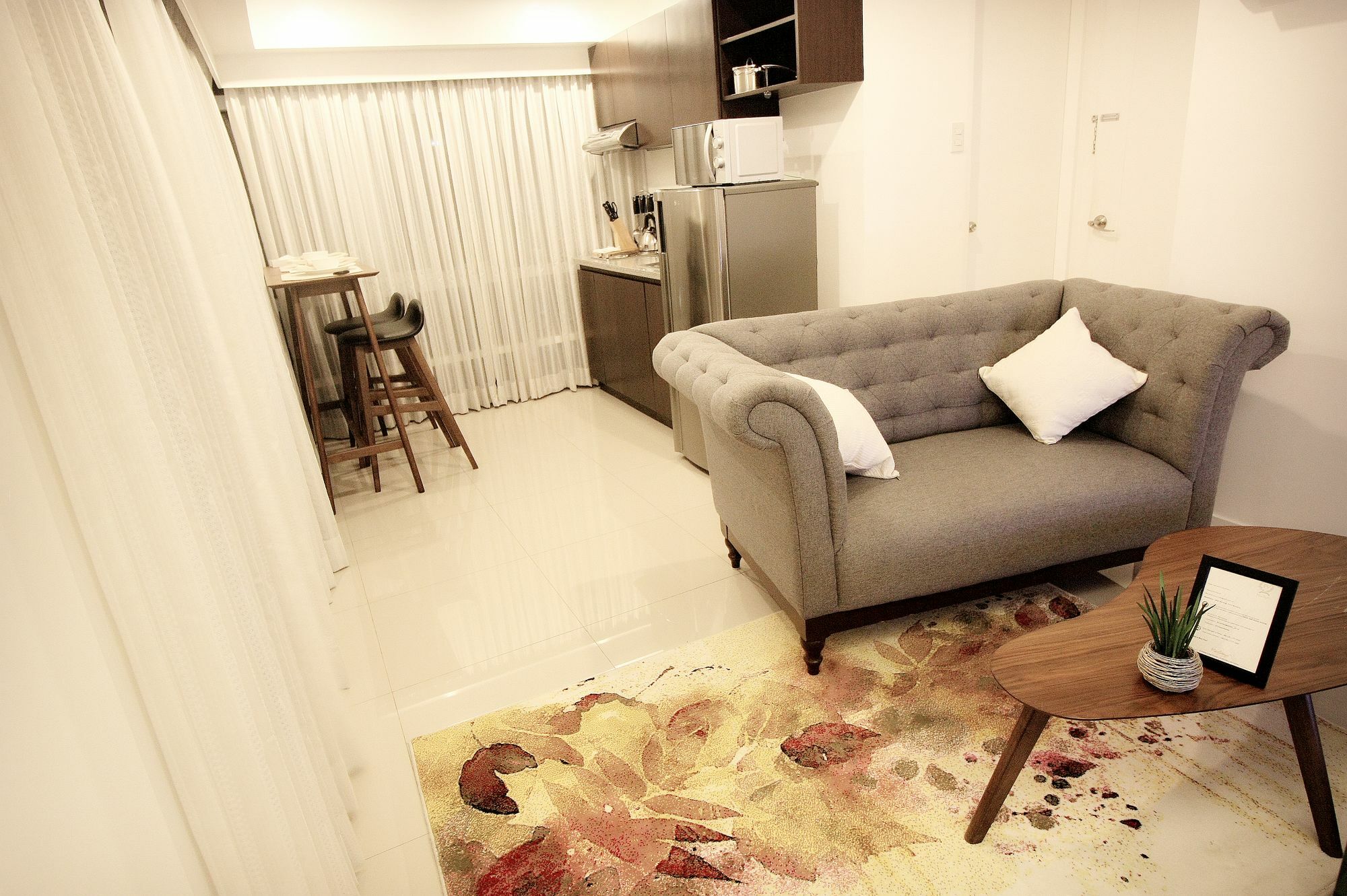 Maxstays - Max Style @ Fort Victoria Makati City Buitenkant foto
