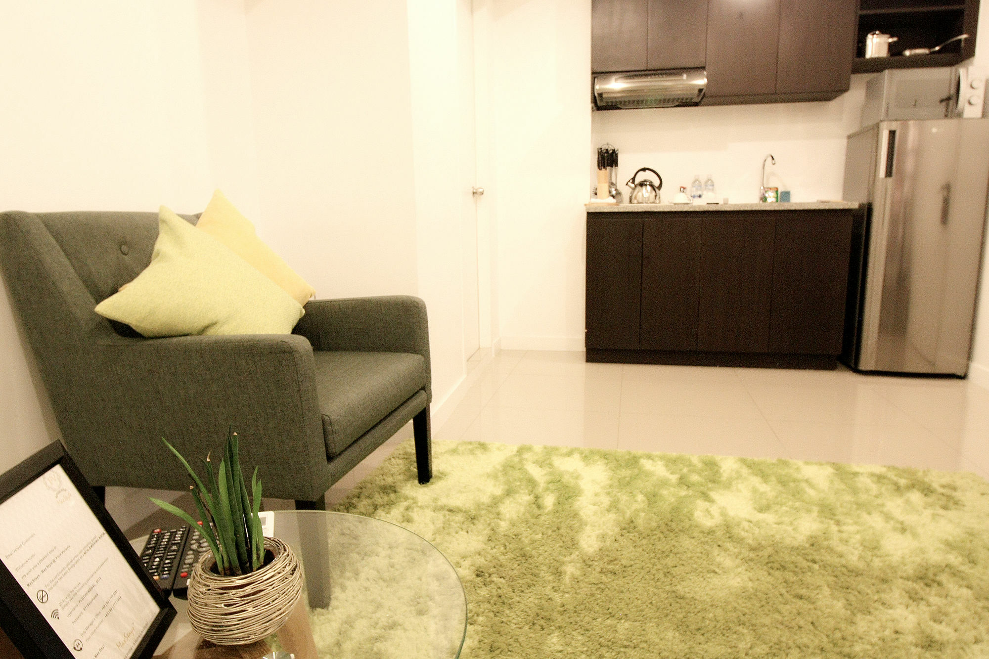 Maxstays - Max Style @ Fort Victoria Makati City Buitenkant foto